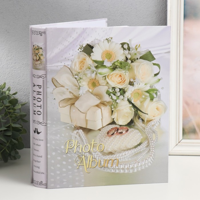 Фотоальбом на 200 фото 13х18 см Фотоальбом на 200 фото 13х18 см "Белые розы" золото, в коробке МИКС 5,8х23,7х29,8 см