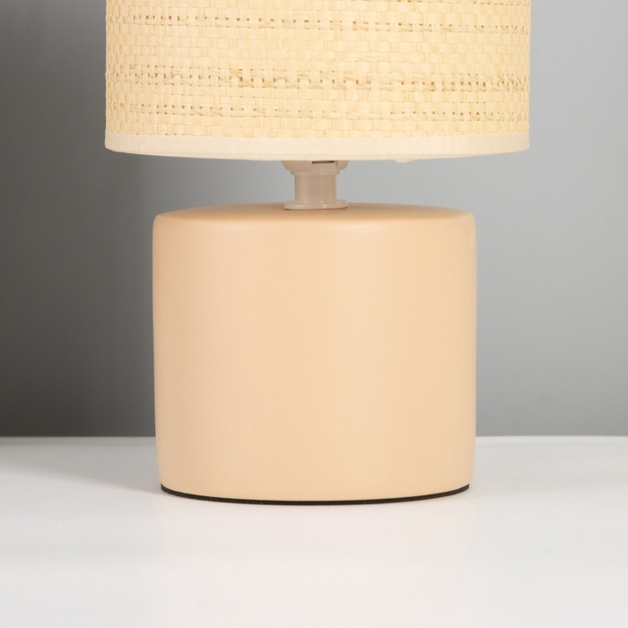 Лампа настольная Лампа настольная "Лиза" 1х40Вт Е14 персиковый 13х13х24см