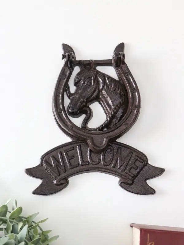Дверной молоток для входной двери &laquo;Конь в подкове - Welcome&raquo;, чугун, 18&times;2&times;21 см