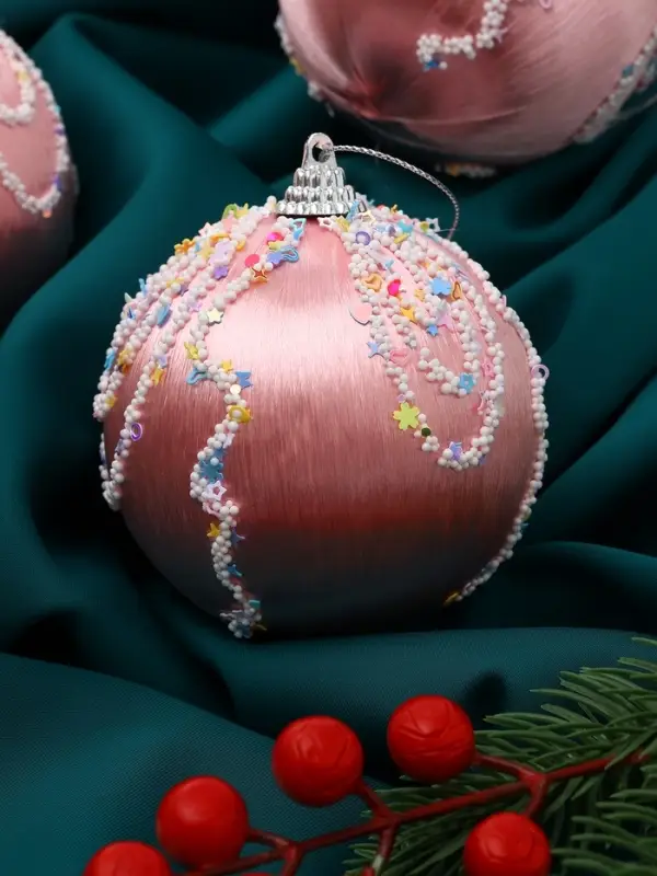 Набор шаров пластик d-8 см, 3 шт Набор шаров пластик d-8 см, 3 шт "Бамби" розовый