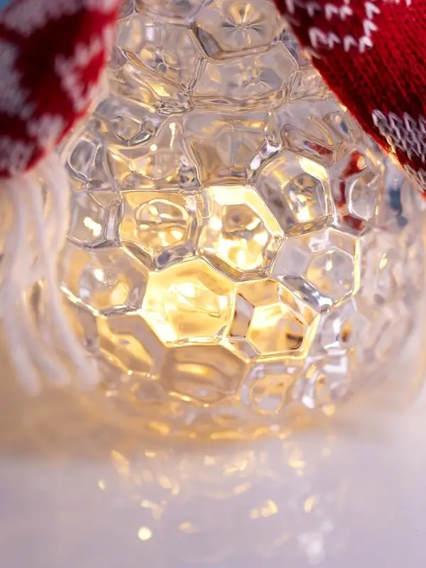 Фигура «Снеговик в красном» 28 см, 1 LED, от батареек ААА×3, свечение тёплое белое