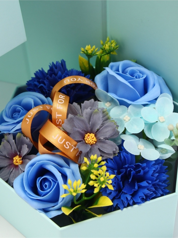 Трехуровневания мыльная композиция бирюзовая