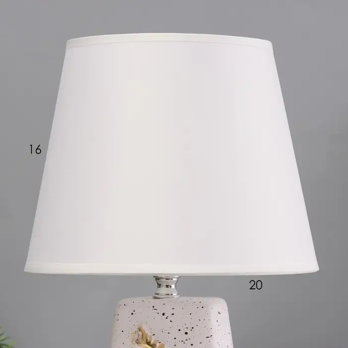 Лампа настольная RISALUX &laquo;Слон&raquo;, Е14, 40 Вт, бежевая, 20&times;20&times;32 см