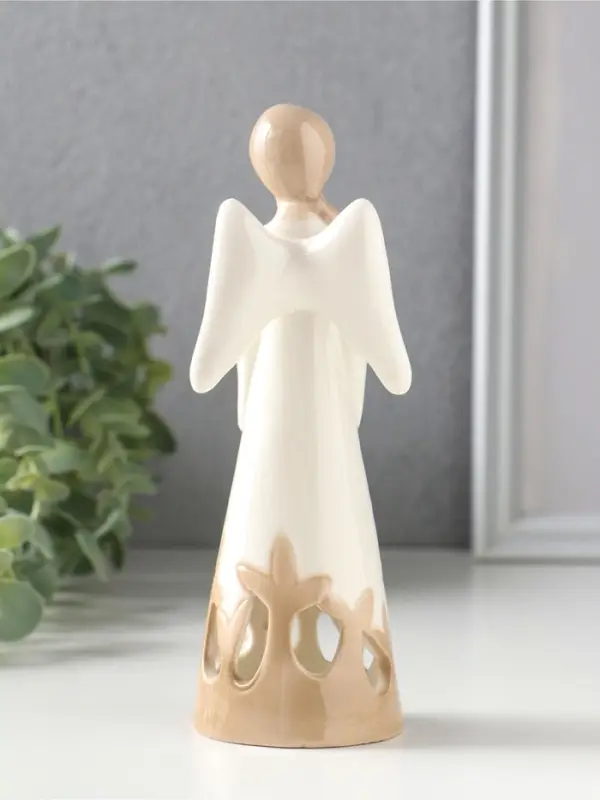 Сувенир керамика "Девушка-ангел с резным платье" 5,5х5,2х16,4 см
