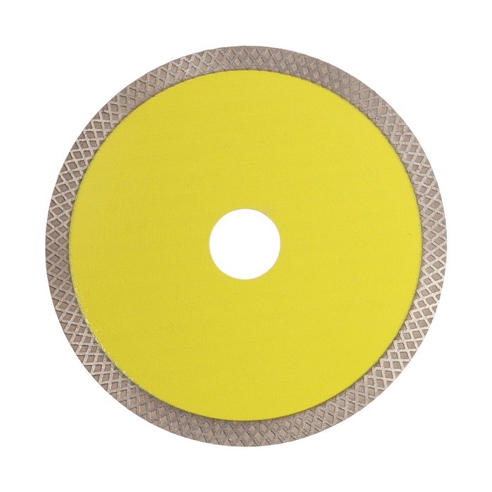 Диск алмазный для резки и шлифовки ТУНДРА, для запилов под 45 градусов, сплошной, 125 мм Диск алмазный для резки и шлифовки ТУНДРА, для запилов под 45 градусов, сплошной, 125 мм