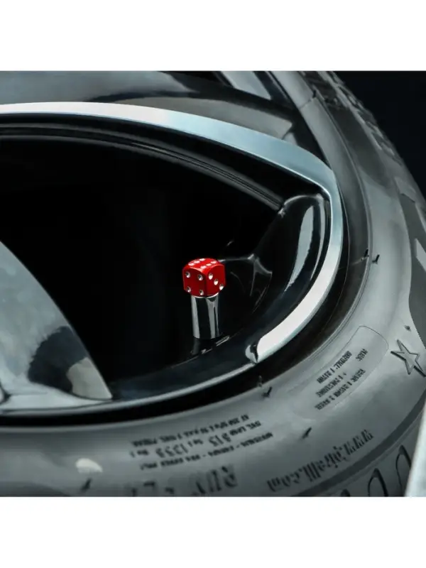 Колпачок на вентиль TORSO, &laquo;Кубик&raquo;, красный, набор 4 шт.