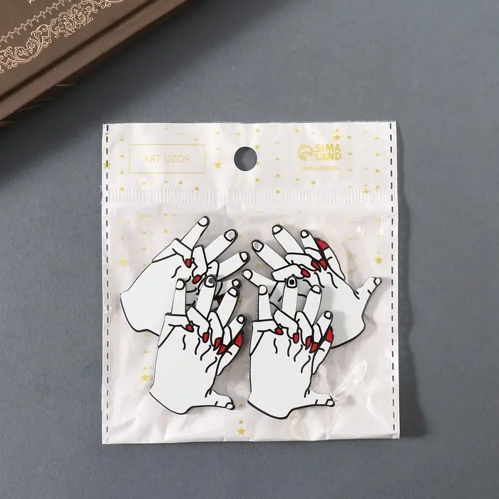 Декор для творчества акрил Декор для творчества акрил "Объятие рук" 4,4х3,2х0,2 см