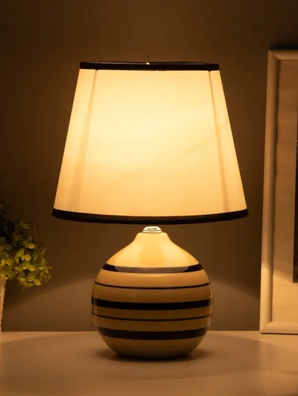 Лампа настольная E27 40Вт "Полоски. Ретро" беж с синим 20х20х32,5 см