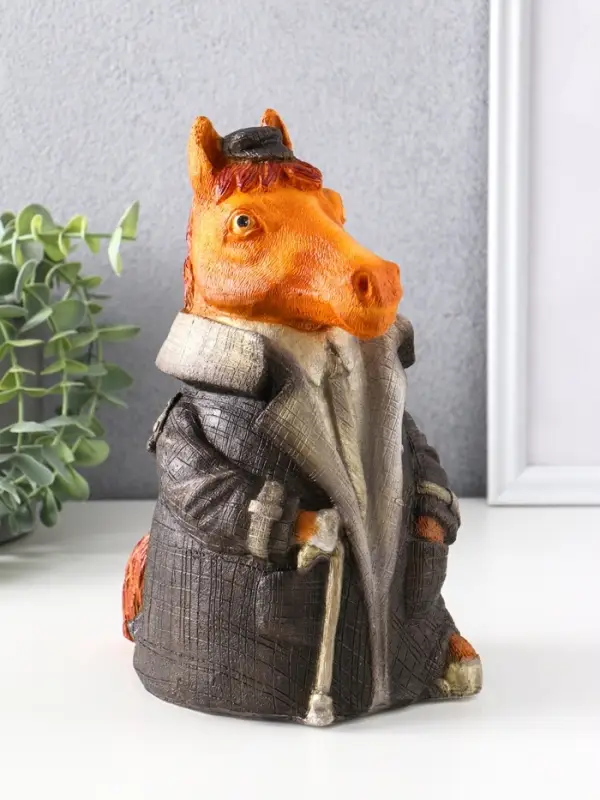 Копилка (гипс) Конь в пальто  Высота 24 см, ширина 12,5 см, длина 16,5 см, бронзовый твид