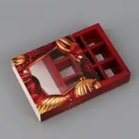 Коробка подарочная для 9 конфет &laquo;Красные и золотые шары&raquo; 14.5&times;14.5&times;3.5 см