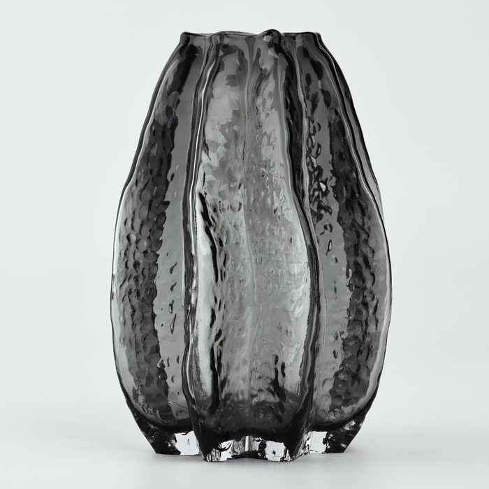 Ваза для цветов «Канди блэк» из черного стекла 20×14×14 см Ваза для цветов «Канди блэк» из черного стекла 20×14×14 см