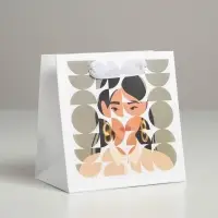 Пакет подарочный ламинированный квадратный, упаковка, &laquo;Girl&raquo;, 14&times;14&times;9 см