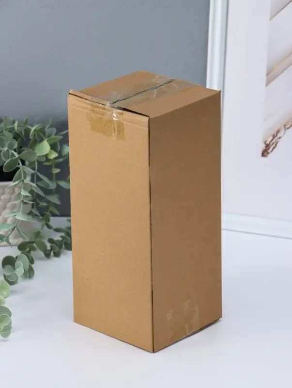 Сувенир полистоун "Малышка в большой соломенной шляпе" 8,5х11,5х24 см