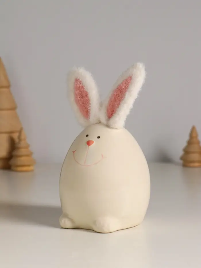 Сувенир керамика, текстиль "Зайчик в форме яйца" белый 7,2х7,2х12,5 см Сувенир керамика, текстиль "Зайчик в форме яйца" белый 7,2х7,2х12,5 см