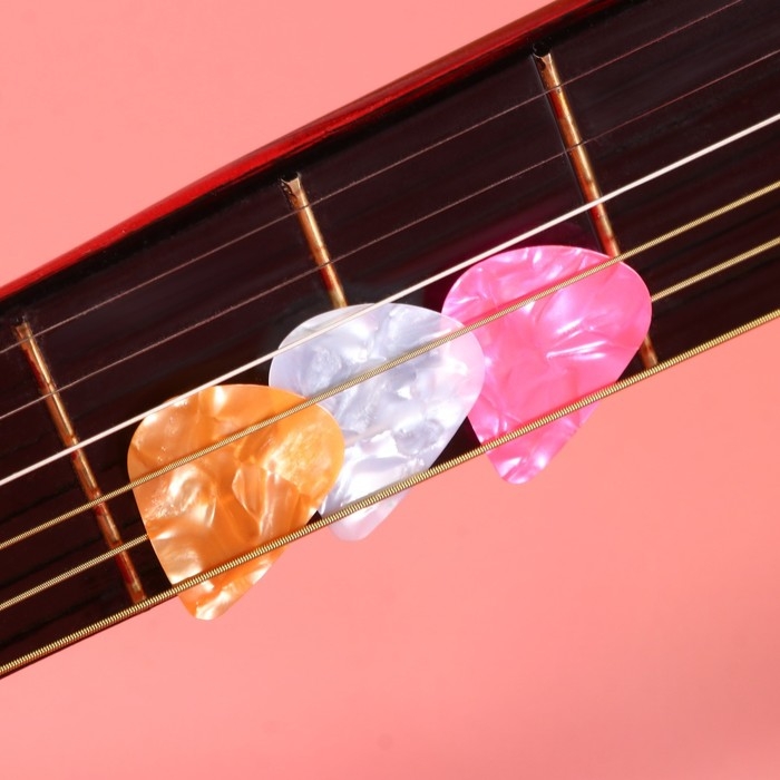 Набор медиаторов Music Life 0,46 мм, 20 штук, микс Набор медиаторов Music Life 0,46 мм, 20 штук, микс