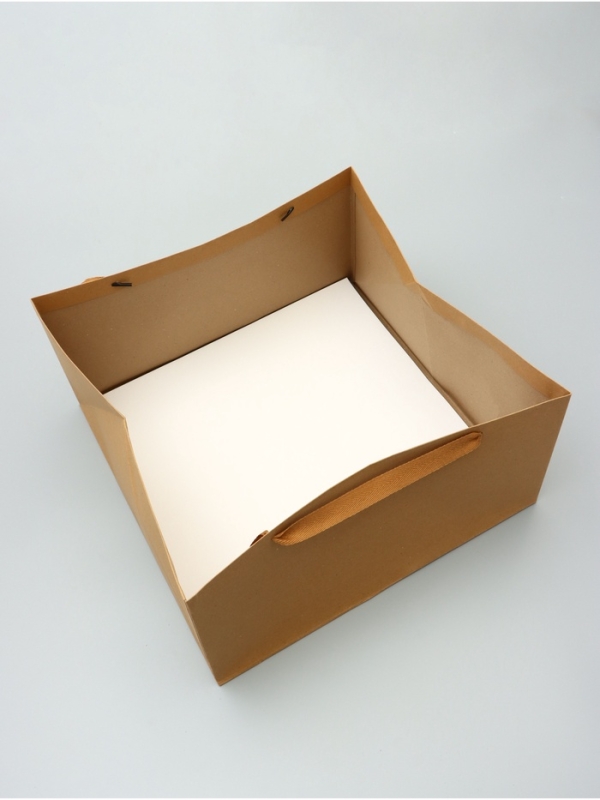 Пакет для торта, с широким дном 40 х 40 х 19,5 см, крафт Пакет для торта, с широким дном 40 х 40 х 19,5 см, крафт