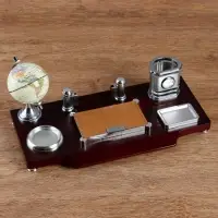 Набор настольный, органайзер 7 в 1, часы, лок для бумаги, визитница, глобус, подставка для печати, карандашница, 40&times;20&times;17, МИКС