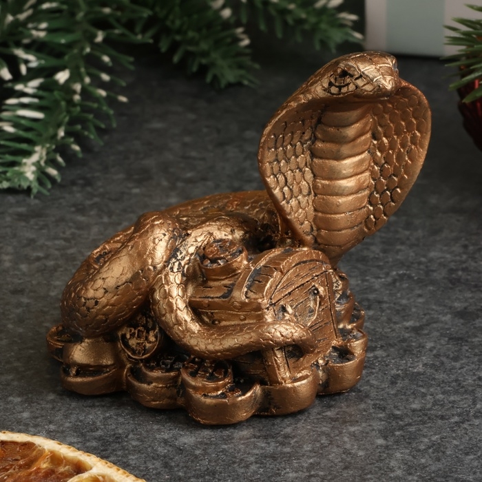 Новый год. Символ 2025. Фигура Новый год. Символ 2025. Фигура "Змея с сундуком" бронза, 6х6х5см