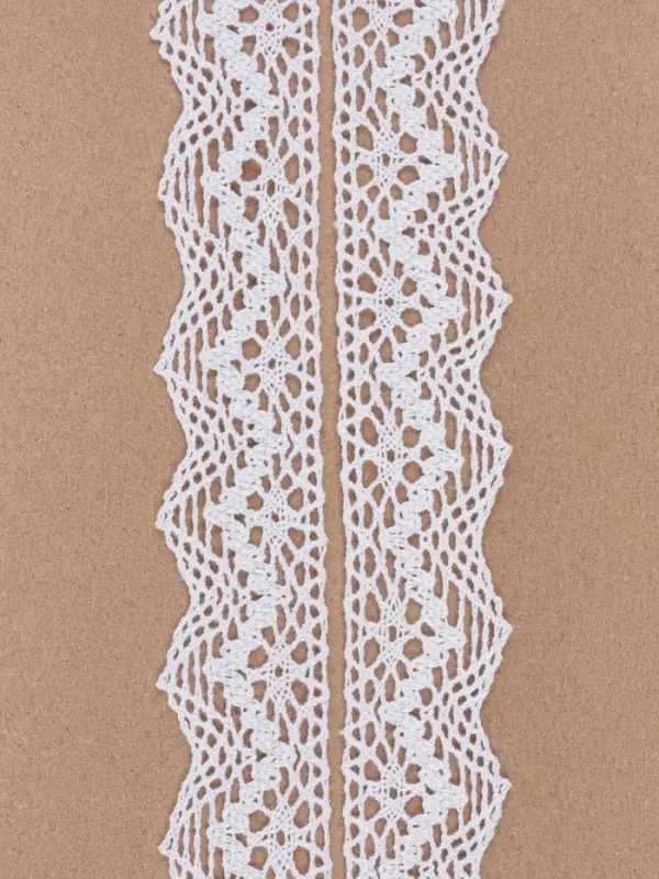 Кружево вязаное, 32 мм &times; 10 &plusmn; 1 м, цвет белый