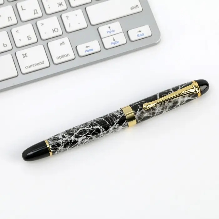 Ручка шариковая, подарочная в футляре кожзам, синяя паста 1.0 мм &laquo;Удачи во всем!&raquo;