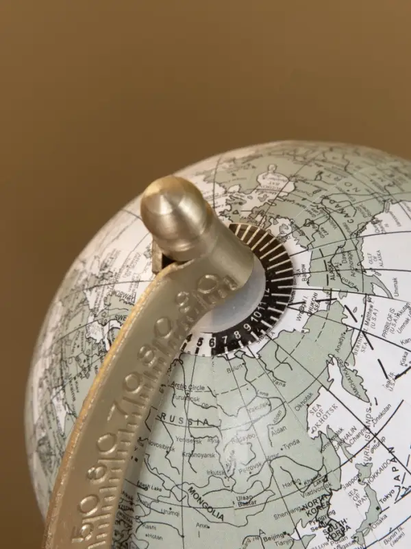 Глобус сувенирный, 10×8×15 см, подставка металл