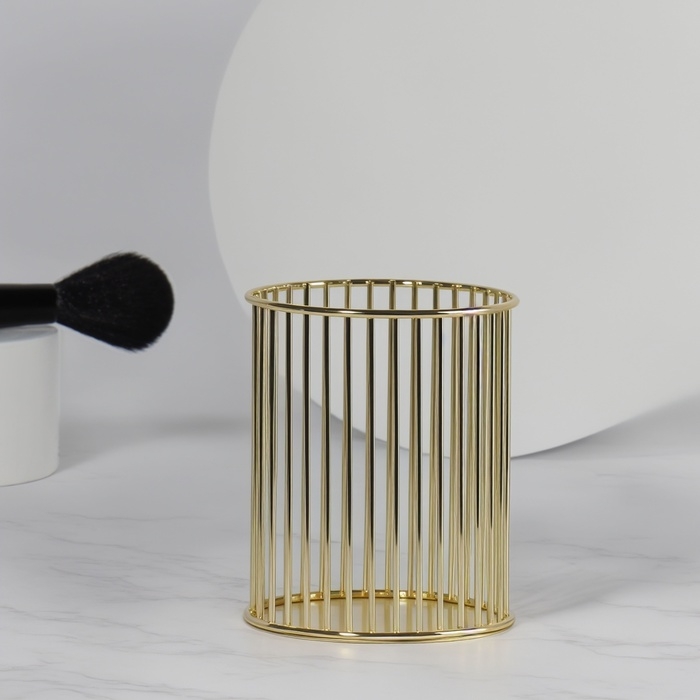 Органайзер - подставка для хранения маникюрных/косметических принадлежностей, d = 8 × 10 см, цвет золотистый Органайзер - подставка для хранения маникюрных/косметических принадлежностей, d = 8 × 10 см, цвет золотистый