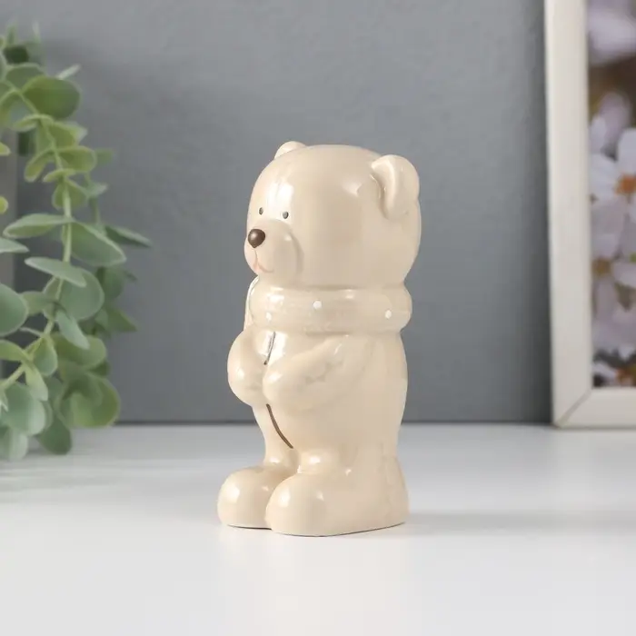 Фигурка керамика &laquo;Мишутка стесняшка в вязаном шарфике, стоит&raquo;, 10.5&times;5&times;5.5 см