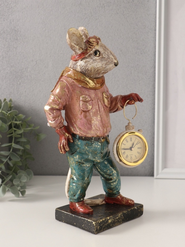 Сувенир полистоун с часами  Сувенир полистоун с часами "Мышонок-пилот" 10,5х12,5х27,5 см