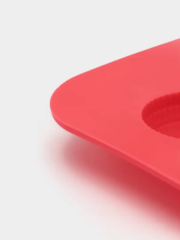 Форма для шоколада новогодняя Доляна &laquo;Шар&raquo;, силикон, 15&times;15&times;2 см, 6 ячеек d=3.7 см, красная