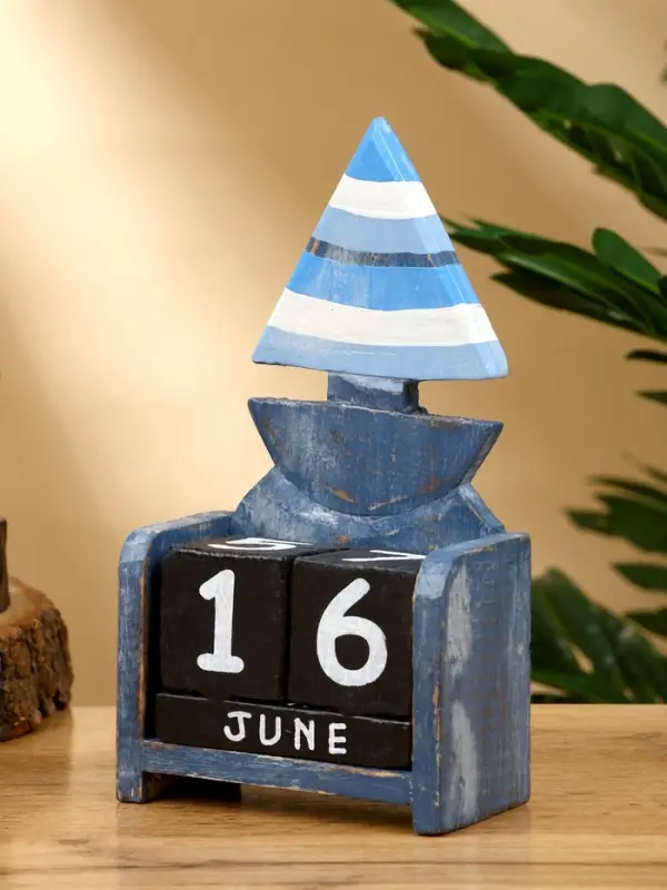 Календарь настольный «Кораблик», 11×5.5×19 см, дерево, синий Календарь настольный «Кораблик», 11×5.5×19 см, дерево, синий