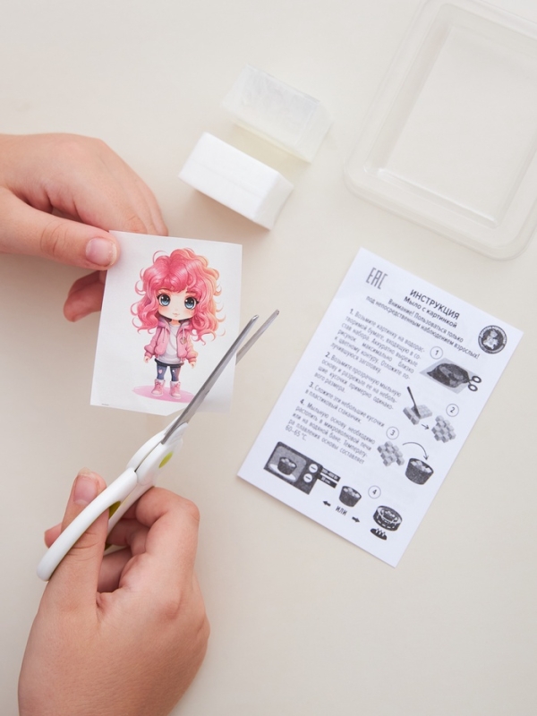 Набор для изготовления мыла. Рукодельное мыло с картинкой  Набор для изготовления мыла. Рукодельное мыло с картинкой "Василиса" 05476