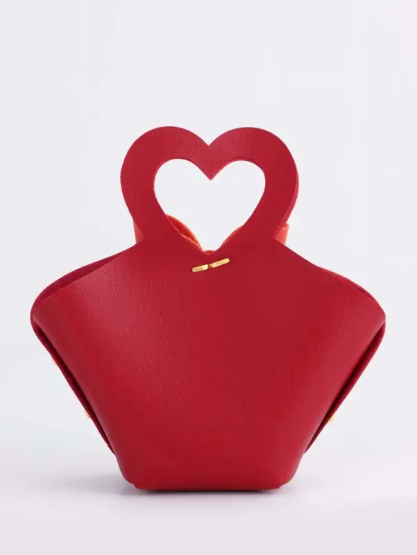 Кожаная подарочная сумочка для бижутерии и сувениров, красная с бантом, 10.5&times;5&times;6 см