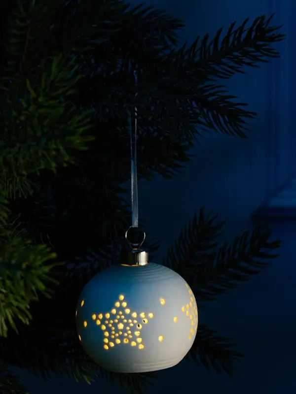 Ёлочный шар &laquo;Звёздочки&raquo;, 6.9&times;6.9&times;5.9 см, 1 LED, керамика, от батареек LR44&times;2, свечение тёплое белое