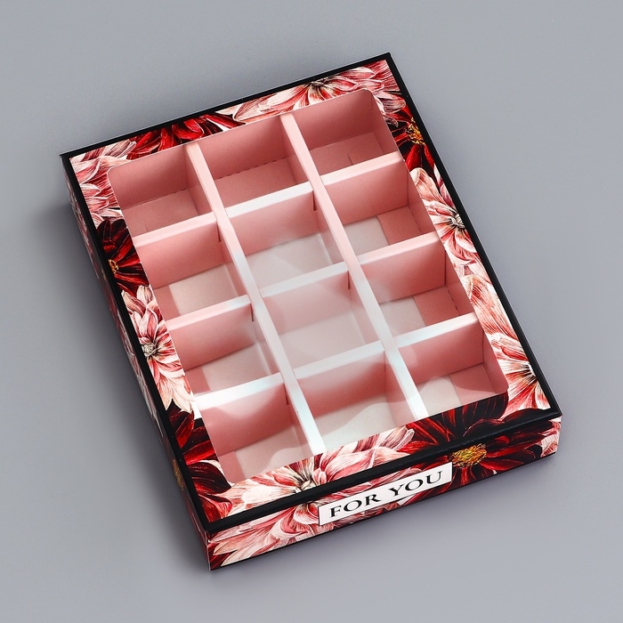 Коробка складная для 12 конфет Коробка складная для 12 конфет "Презент", 19 х 15 х 3,6 см. Кондитерская упаковка