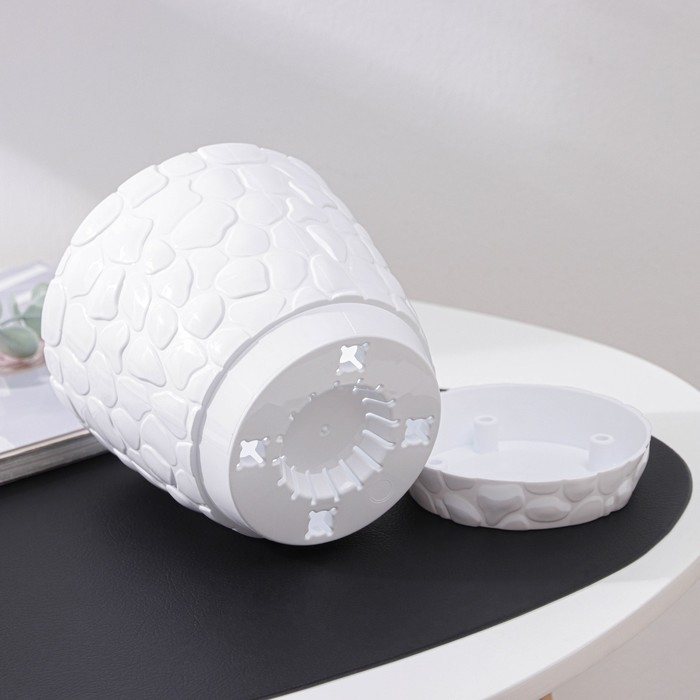 Горшок для цветов с поддоном «Камешки», 1,6 л, пластик, белый Горшок для цветов с поддоном «Камешки», 1,6 л, пластик, белый