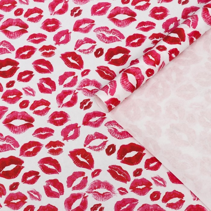 Набор бумаги упаковочной крафт "Поцелуи", 2 листа 50 &times; 70 см