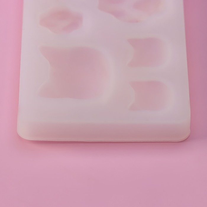 Молд Доляна «Котик», силикон, 7,7×5×0,7 см, 6 ячеек, цвет прозрачный Молд Доляна «Котик», силикон, 7,7×5×0,7 см, 6 ячеек, цвет прозрачный