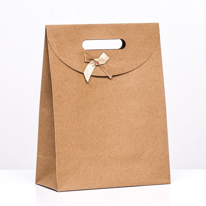 Коробка-пакет с ручкой, крафт, 32 х 23 х 11 см Коробка-пакет с ручкой, крафт, 32 х 23 х 11 см