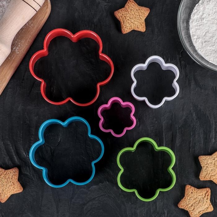 Набор форм для печенья Доляна, 5 шт: 9 см, 8 см, 6,7 см, 5,5 см, 4 см, цвет МИКС Набор форм для печенья Доляна, 5 шт: 9 см, 8 см, 6,7 см, 5,5 см, 4 см, цвет МИКС