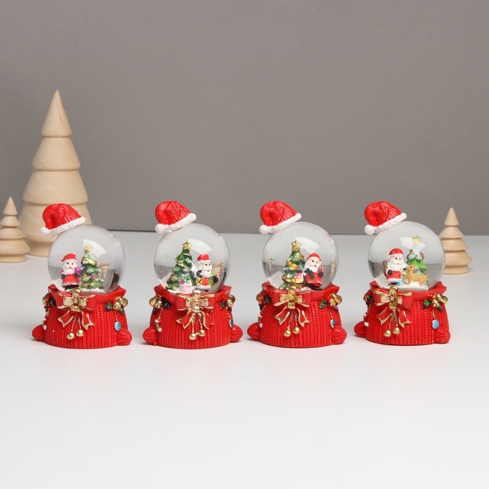 Сувенир полистоун водяной шар свет Сувенир полистоун водяной шар свет "Дед Мороз. Колпак и мешок с подарками" МИКС 4,5х5,5х8 см 10459