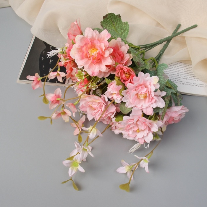 Букет Букет "Клематис Инносент" 30 см, микс