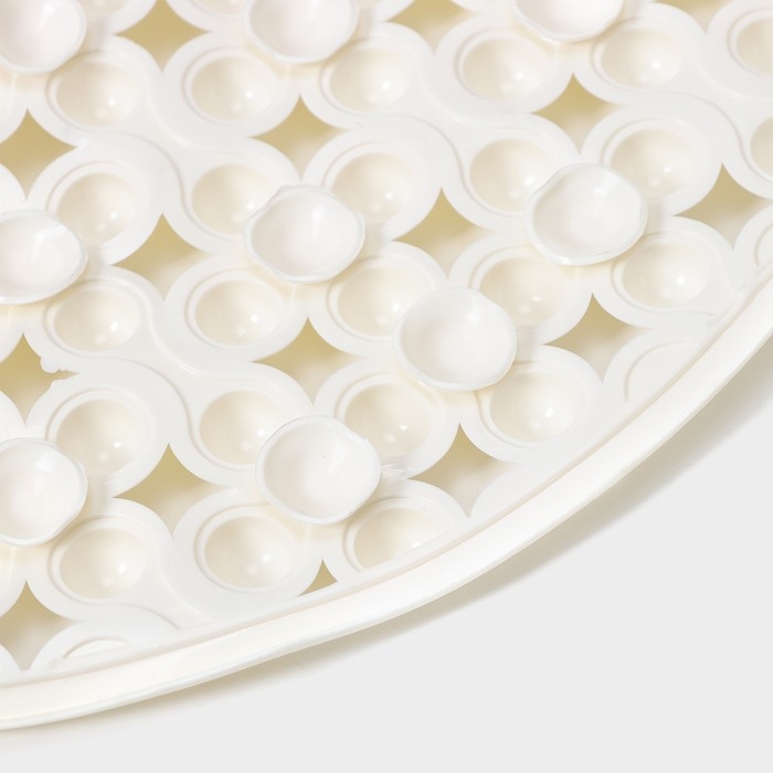 Коврик противоскользящий в ванну на присосках Доляна «Колли», 39×70 см, цвет молочный Коврик противоскользящий в ванну на присосках Доляна «Колли», 39×70 см, цвет молочный