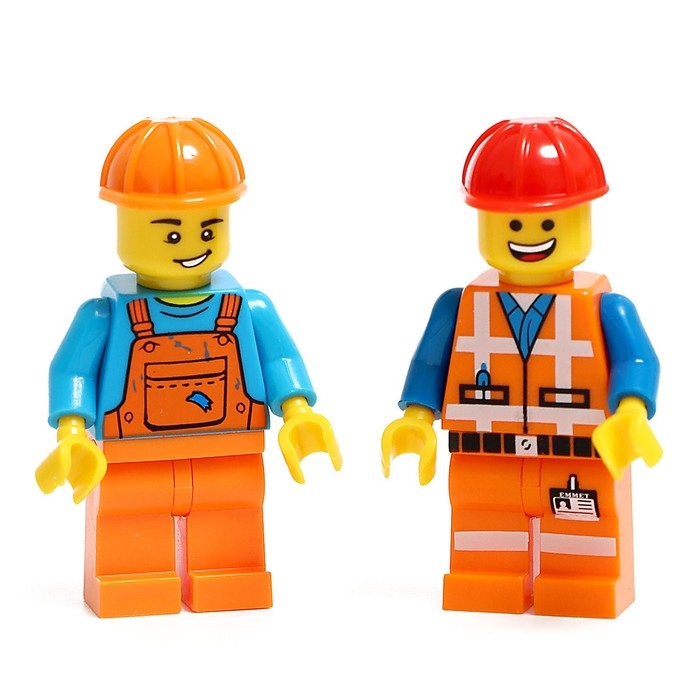 Кран на радиоуправлении «Козловой», работает от аккумулятора Кран на радиоуправлении «Козловой», работает от аккумулятора