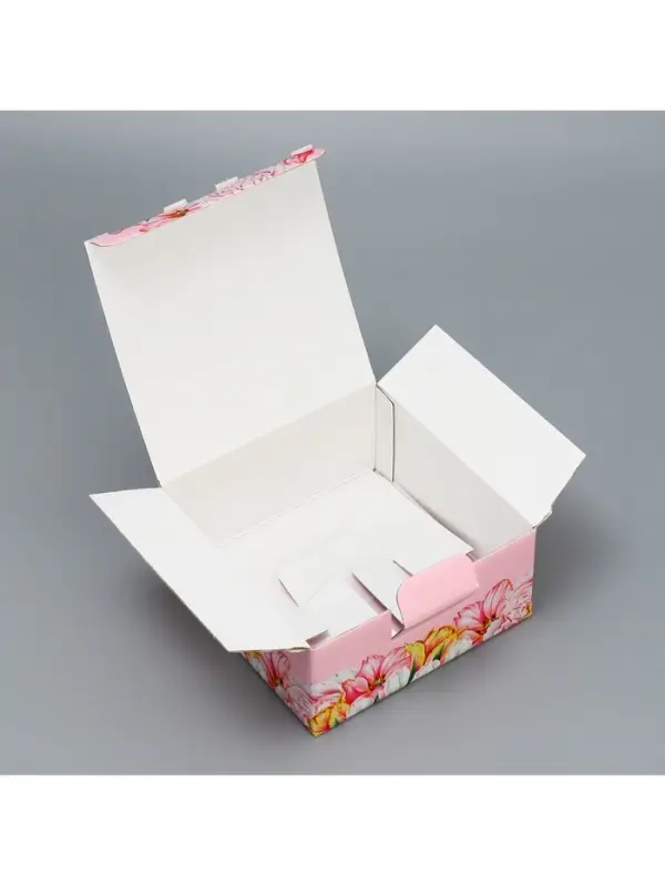 Коробка подарочная сборная, упаковка, «Любимый учитель!», 15 х 15 х 7 см Коробка подарочная сборная, упаковка, «Любимый учитель!», 15 х 15 х 7 см