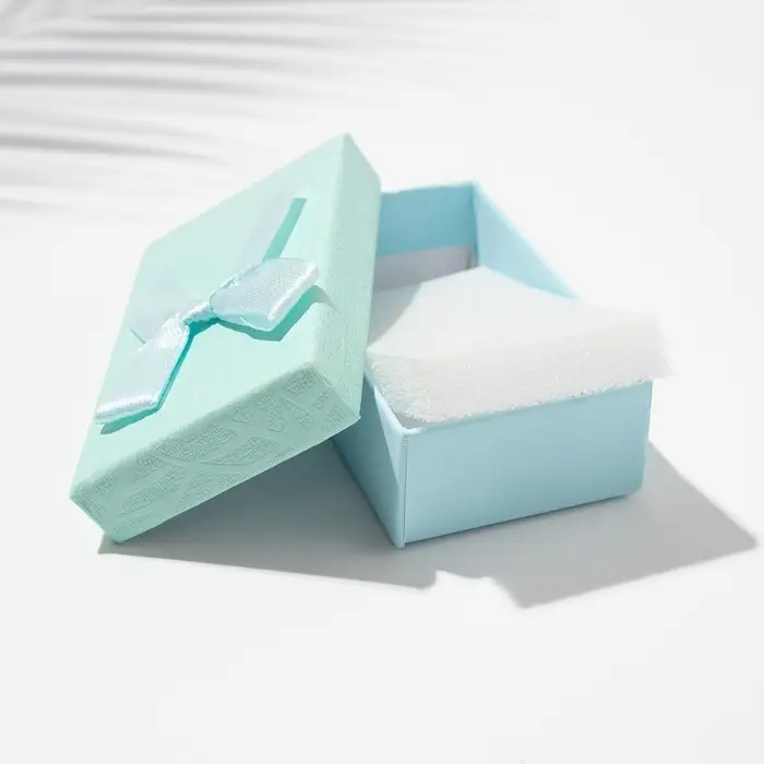 Коробочка подарочная под набор «Листья», 5×8 (размер полезной части 4.5×7.5 см), МИКС, вставка белая Коробочка подарочная под набор «Листья», 5×8 (размер полезной части 4.5×7.5 см), МИКС, вставка белая