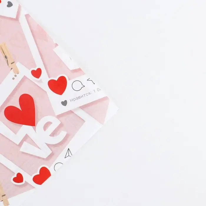 Бумага упаковочная глянцевая двухсторонняя «Там, где живёт любовь», 70 х 100 см