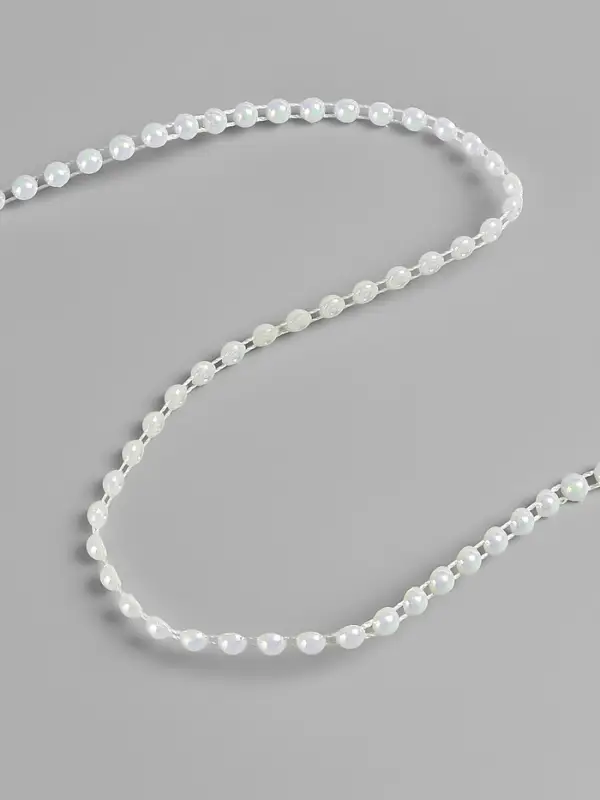 Жемчуг на нитях, с голографией, плоский, 4.5 мм, 9&plusmn;1 м, белый