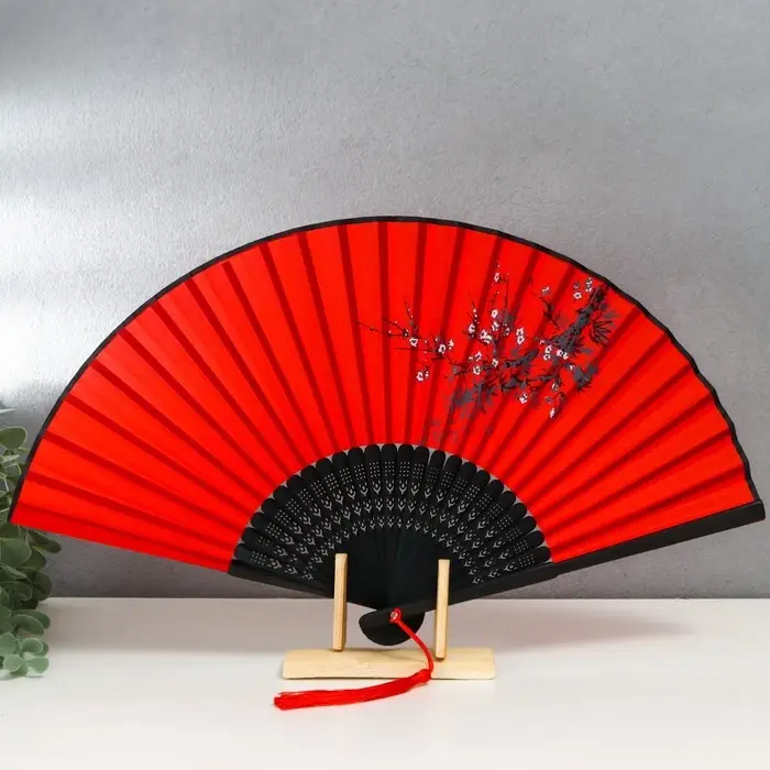 Веер бамбук, текстиль h=23 см  Веер бамбук, текстиль h=23 см "Веточка сакуры" красный, с кисточкой