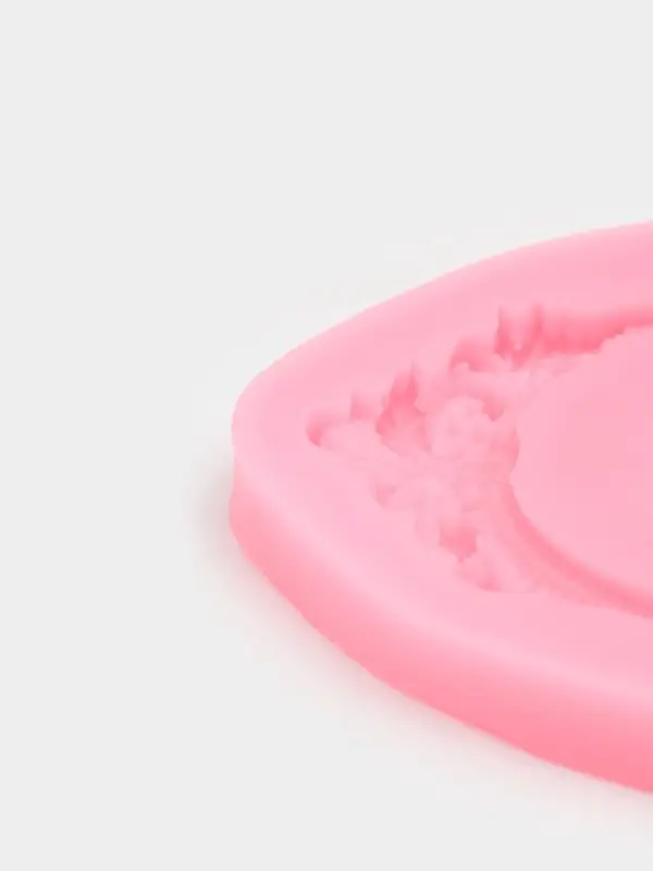 Молд для заливки &laquo;Сердца, рамка, лепнина&raquo;, силикон, 3 ячейки, 12.5&times;8.2&times;1.1 см, МИКС