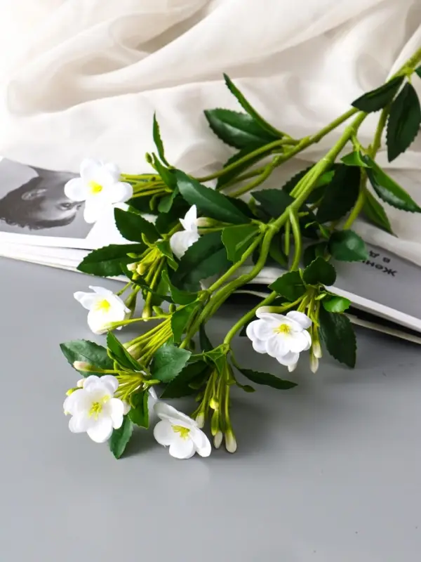 Цветы искусственные Цветы искусственные "Вейгела" 70 см, белый